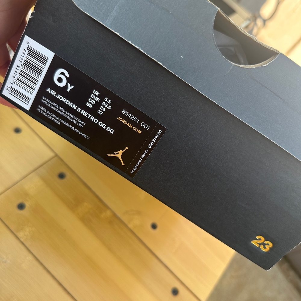 Air Jordan 3 Retro OG BG Black Cement 2018 size 6Y - Picture 10 of 11